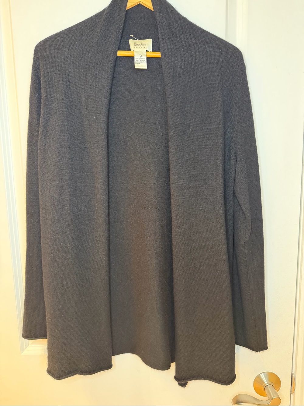 Neiman Marcus Cashmere Women's Black Open Front Long Cardigan, size L